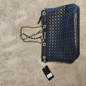 Nero Giardini purse